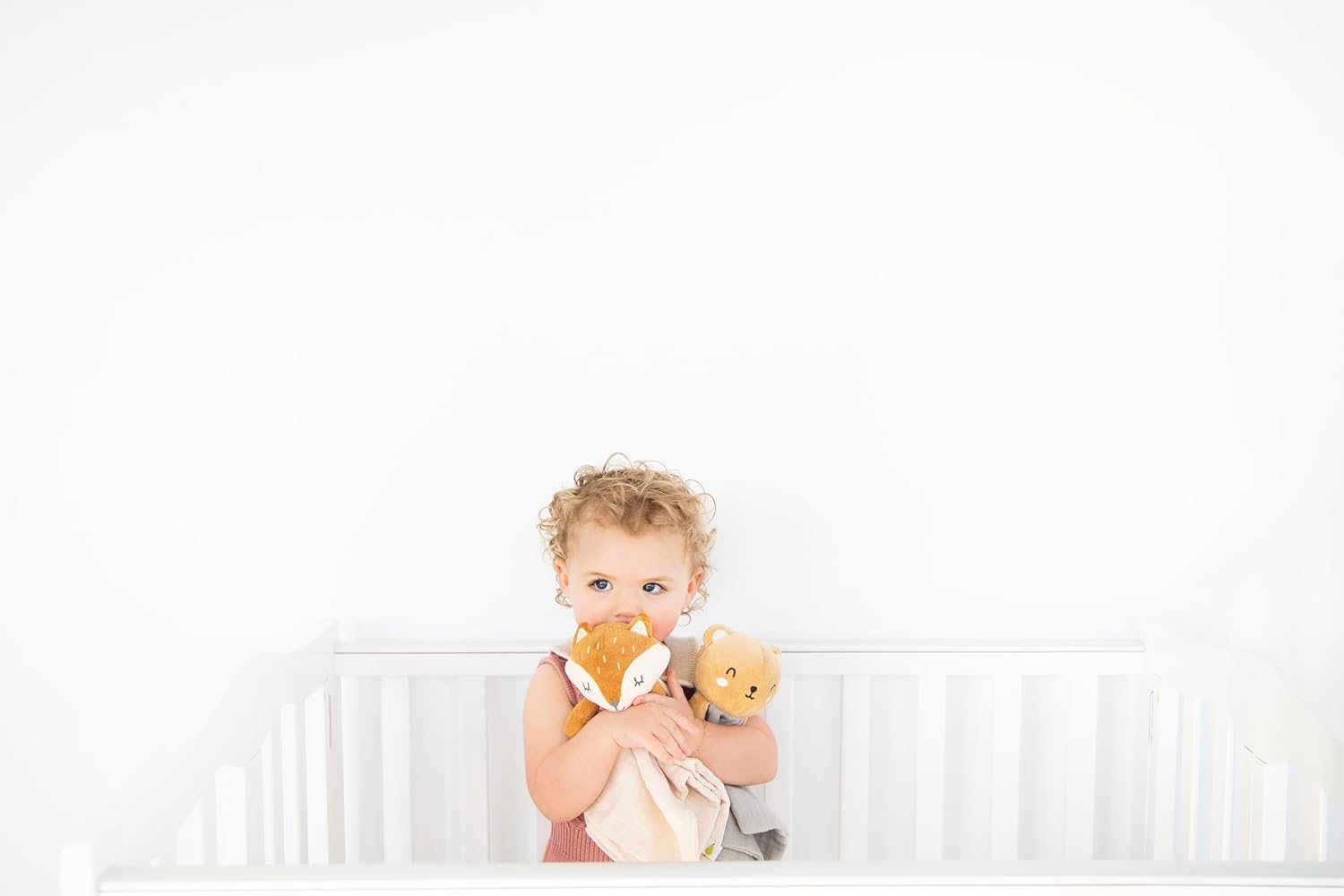Pearhead Teddy Bear Baby Lovey – Organic Cotton Muslin Security Blanket, Plush Snuggle Toy Helps Self-Soothing, Breathable & Soft, Gender-Neutral Newborn Gift for Boys and Girls, 0+ Months - Image 4