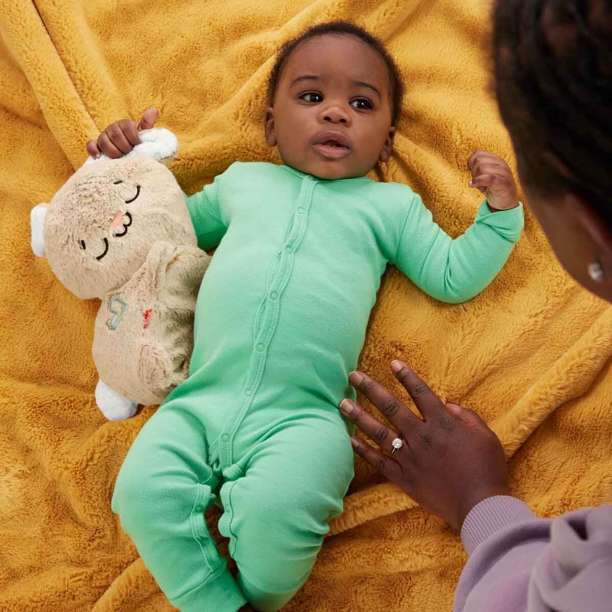 Fisher-Price Baby Sound Machine Soothe & Settle Bunny Portable Plush Toy with Music, Lights & Motion for Newborns - Image 2
