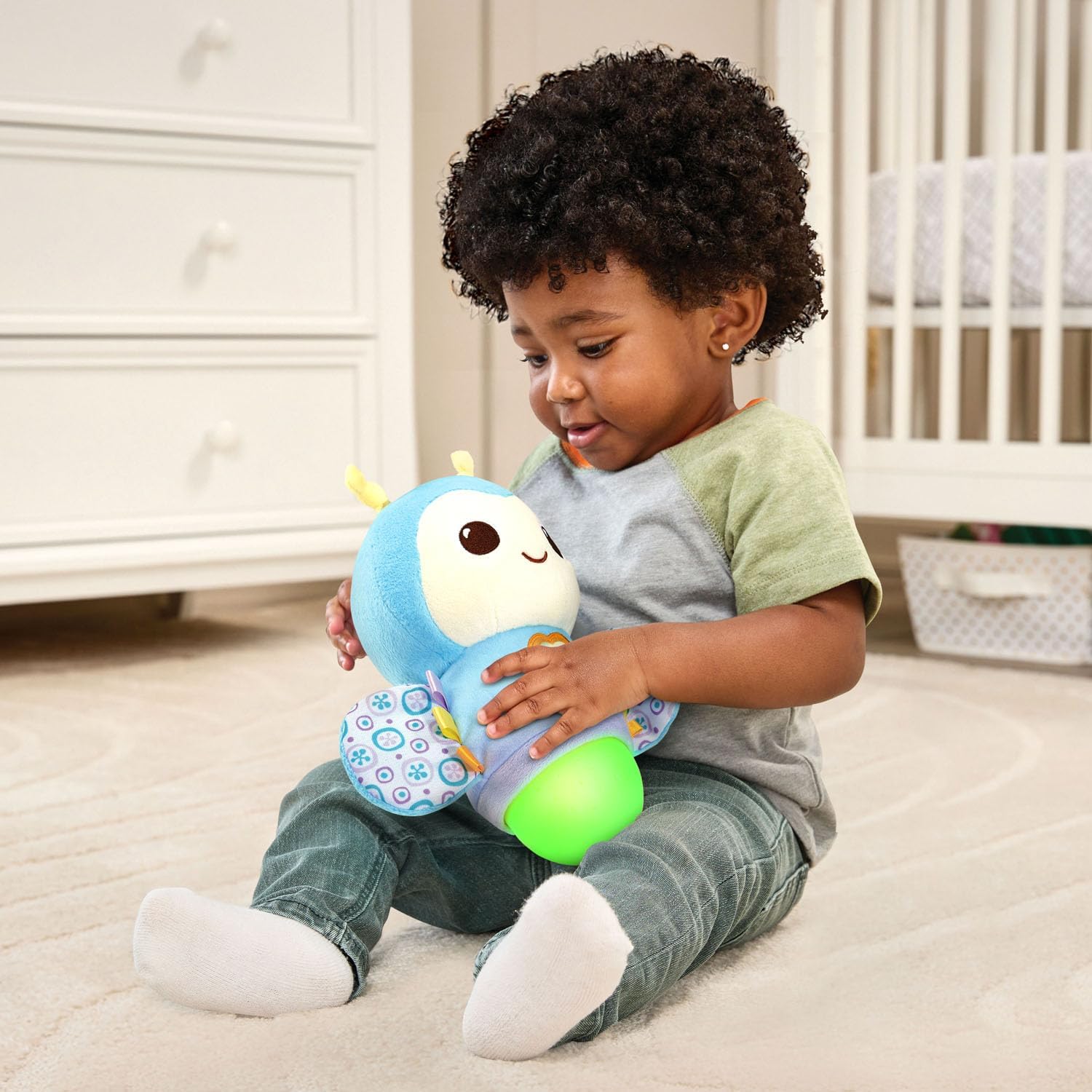 VTech Baby Soothe and Shine Firefly Musical Plush with Color Changing Night-Light and Timer - Image 6