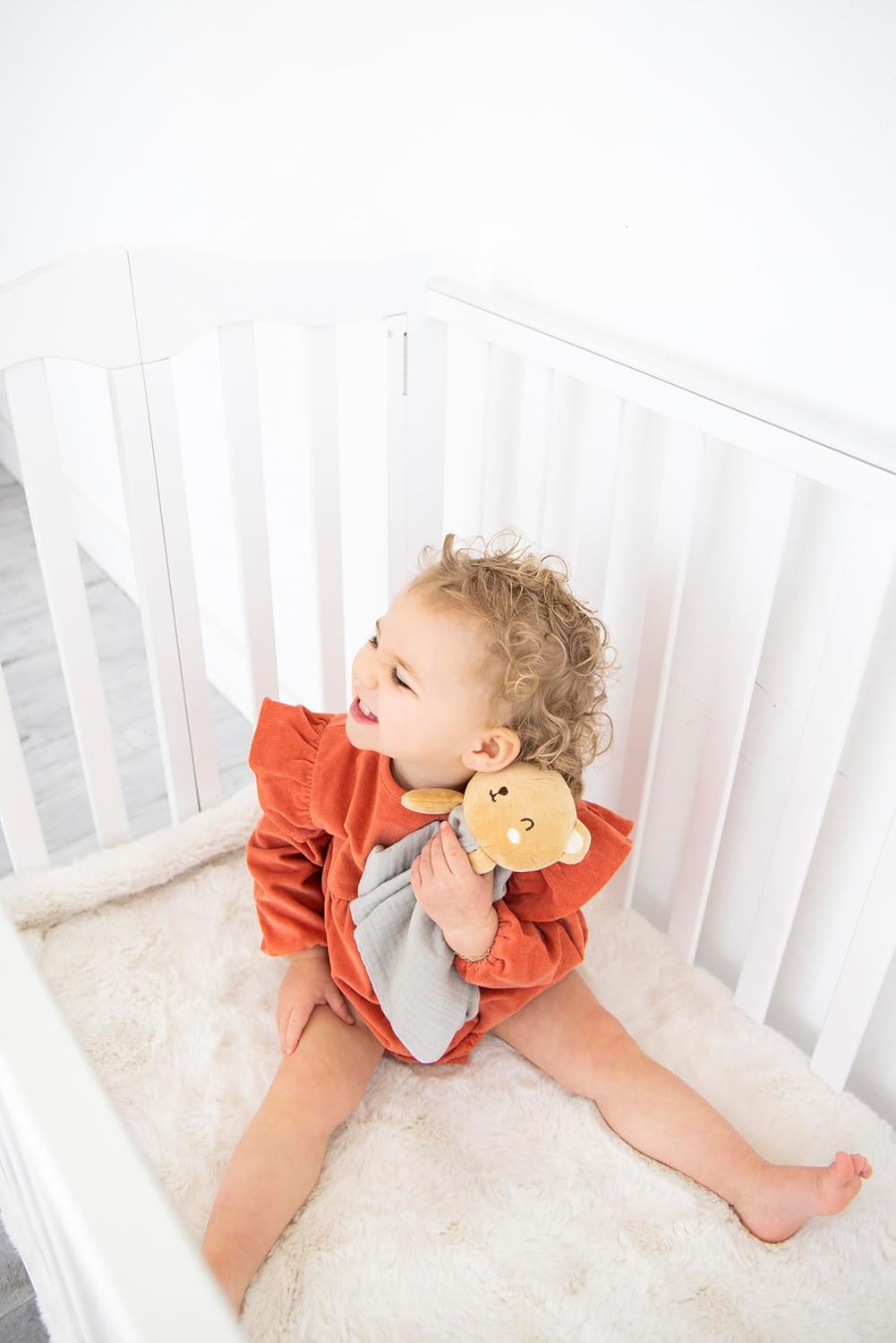 Pearhead Teddy Bear Baby Lovey – Organic Cotton Muslin Security Blanket, Plush Snuggle Toy Helps Self-Soothing, Breathable & Soft, Gender-Neutral Newborn Gift for Boys and Girls, 0+ Months - Image 6