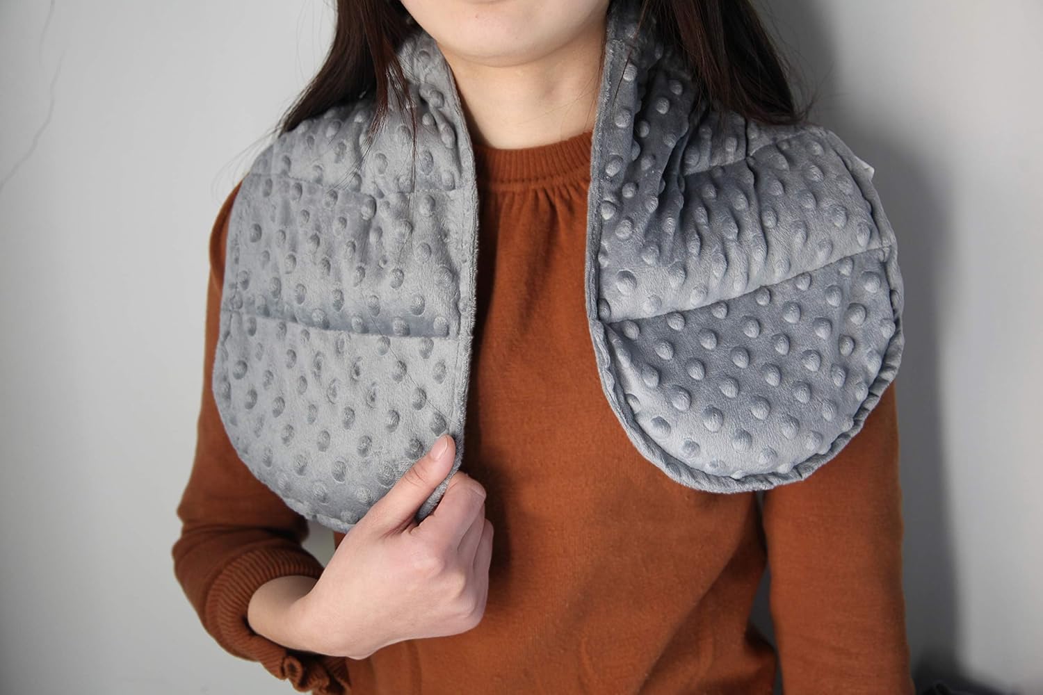 MAXTID Weighted Shoulder Wrap 2 lbs Weighted Relief Wrap for Shoulder, Neck with Glass Beads - Grey Weighted Body Neck Pillows for Adults Kids - Image 2